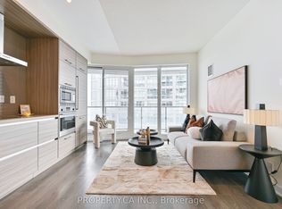 2221 Yonge St #4205-C10, Toronto, ON M4S 0B8