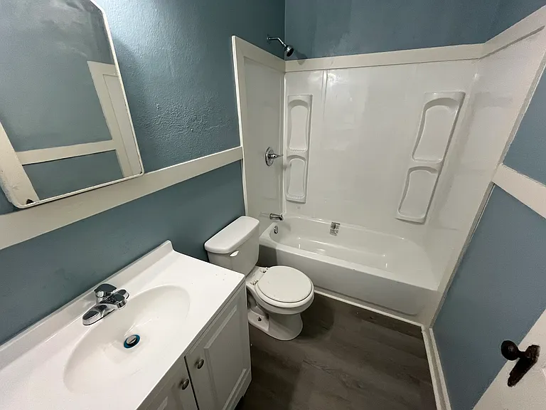 345 E Ridgeway St — Photo 21