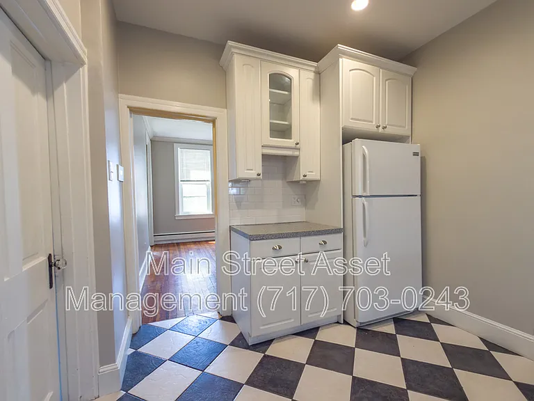 139 S 29th St #1 — Photo 22