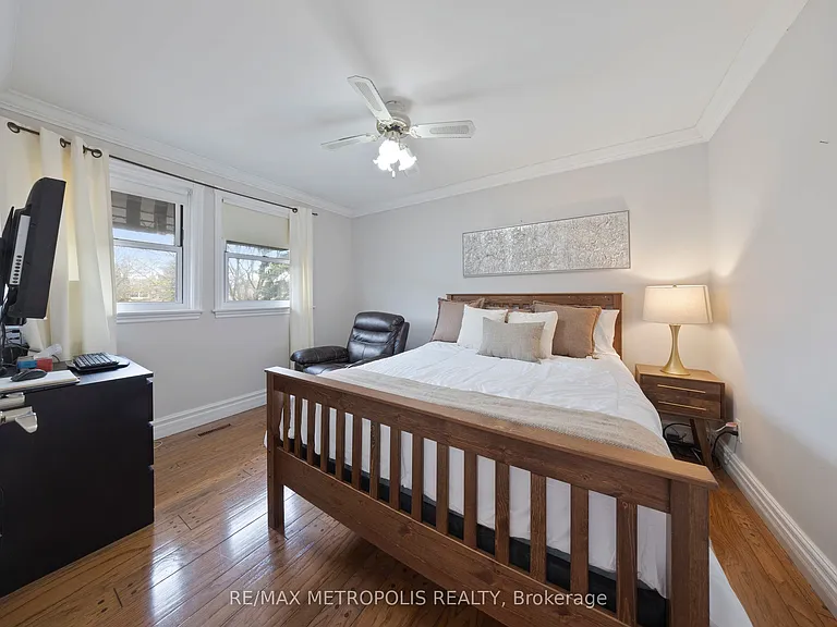 754 Eyer Dr #UPPER — Photo 31