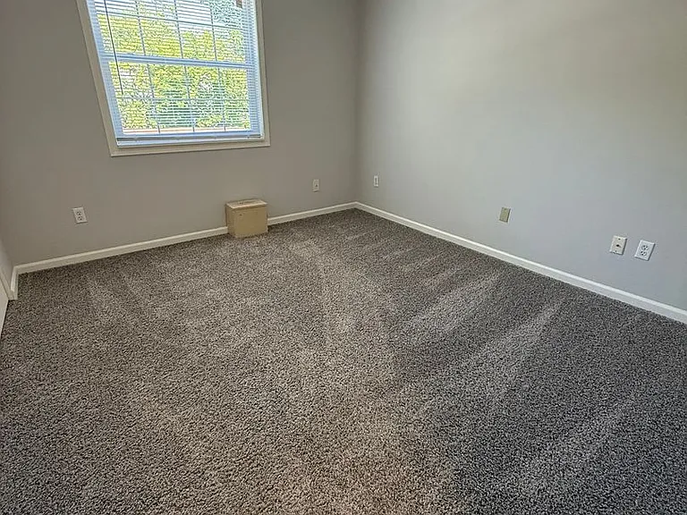Foxfire West Apartments — Photo 14