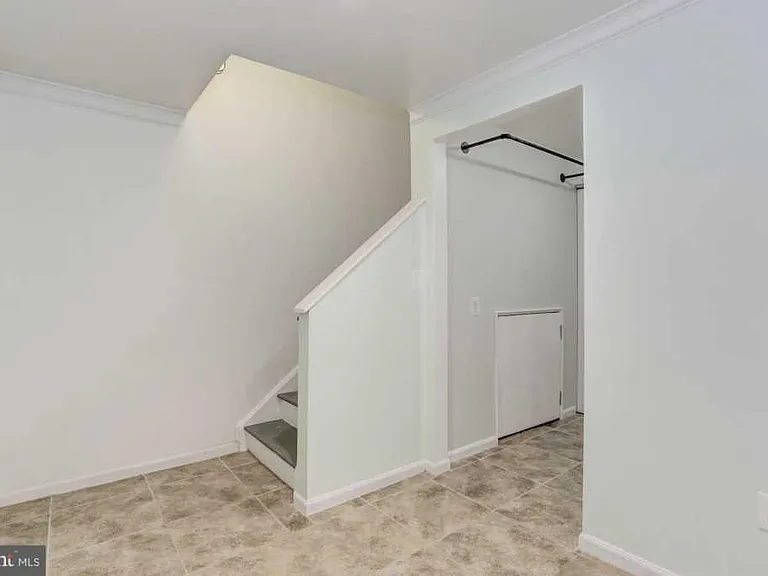2 New Market Ct — Photo 11