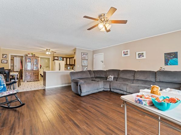 lewiston-maine-120625293 picture