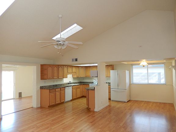 KITCHEN - AZ ROOM