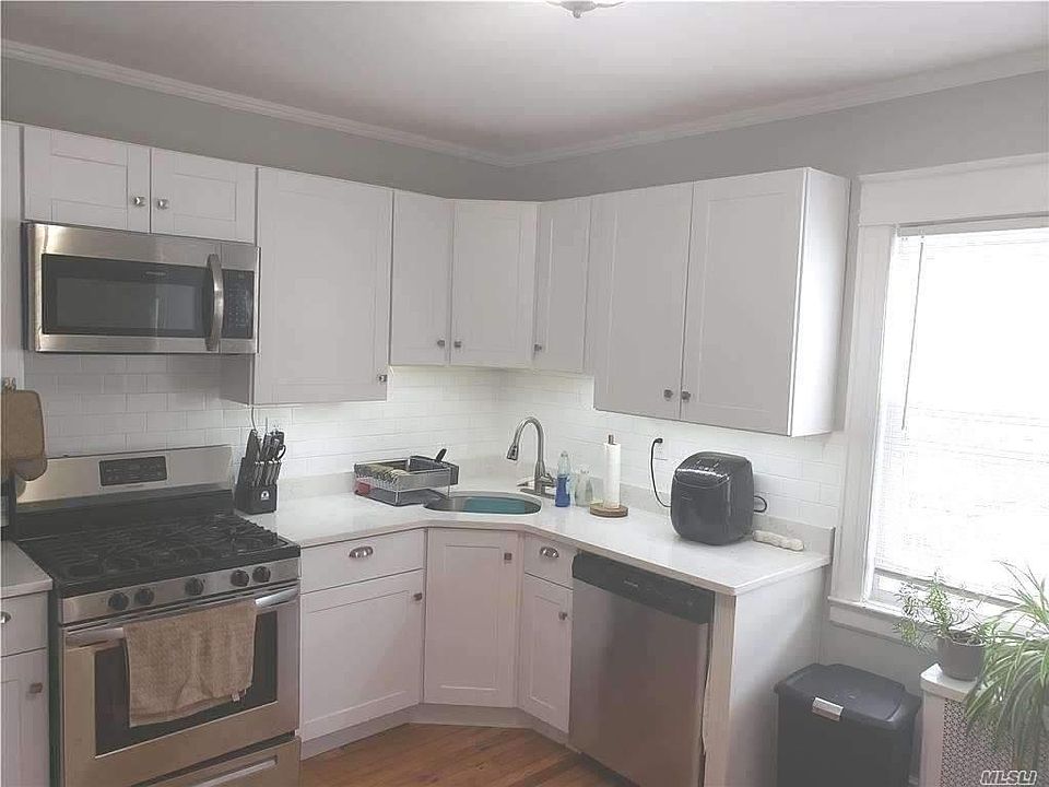 1st image of 83 Hollad Ave