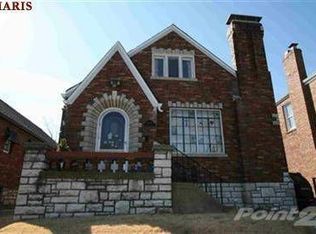 6556 Pernod Ave, Saint Louis, MO 63139