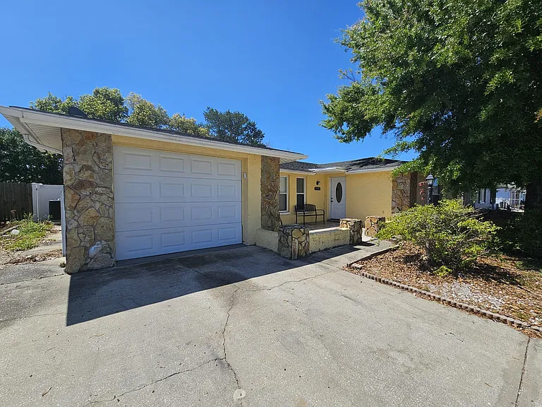 7730 Greybirch Ter — Photo 3