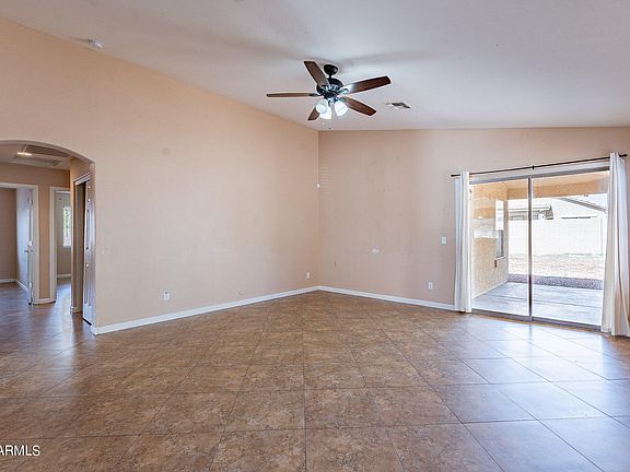 4th image of 3344 E ORIOLE Drive