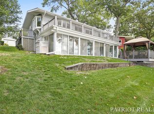 8573 S Pinepoint Dr, Newaygo, MI 49337
