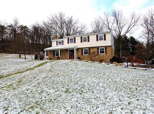 1425 Chapleau Dr, Allison Park, PA 15101