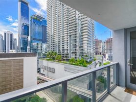31 SE 6th St