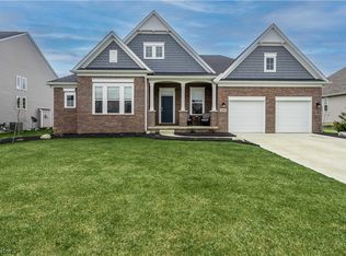 36619 Amalfi Rd, North Ridgeville, OH 44039