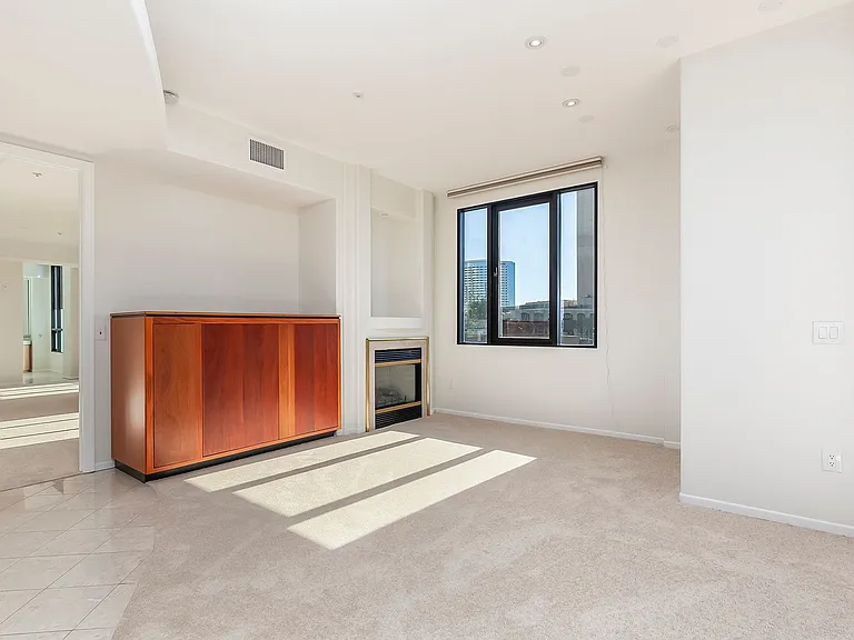611 G St #321 — Photo 48