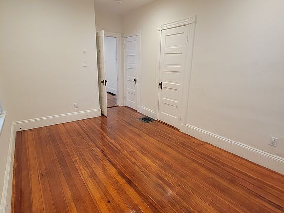 5th image of 32 Juliette St APT 1