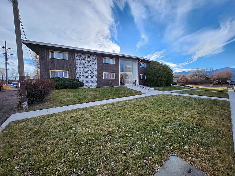 1505 E Kiowa St #102 — Photo 15