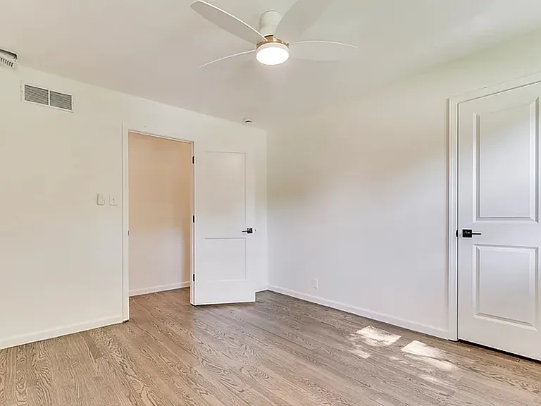 11506 Rolling Springs Dr — Photo 16