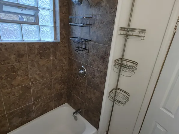 2535 W 12th Ave, Gary, IN 46404