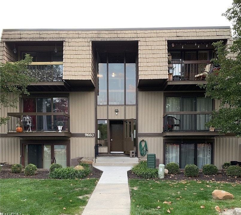 1st image of 9660 Cove Dr Unit F22