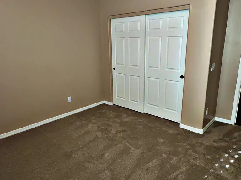 22776 W Ashleigh Marie Dr — Photo 14