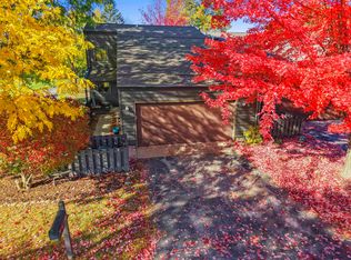 65 Webster Heights Dr, Green Bay, WI 54301