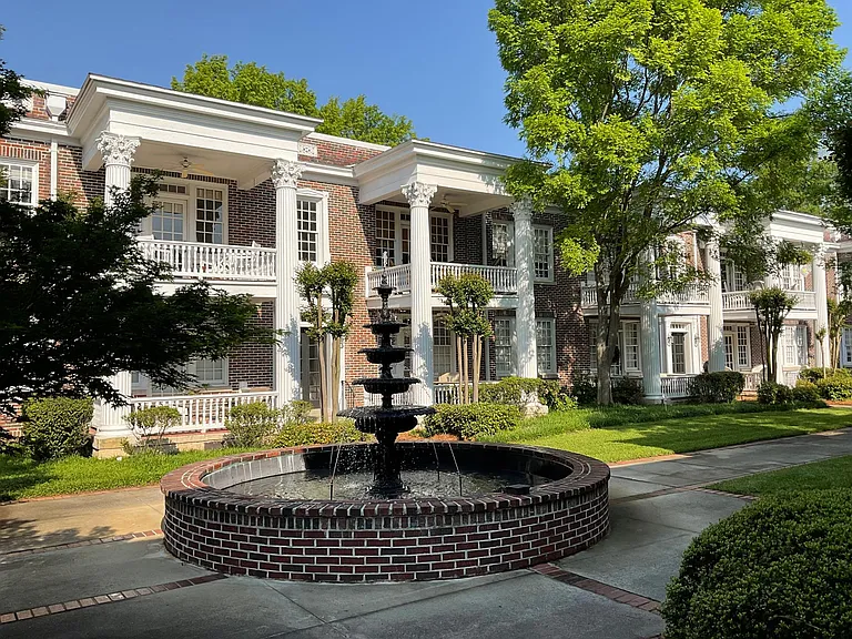 2549 Walton Way #H4 — Photo 15