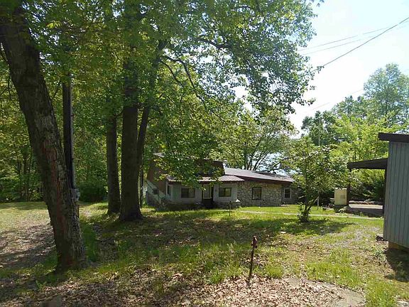 2nd image of 385 Shore Dr
