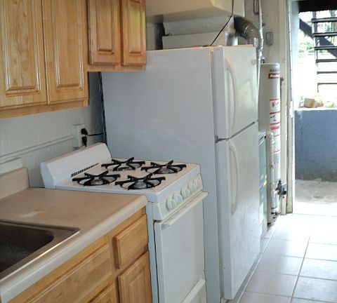 4th image of 4601 Blaine St NE APT 3