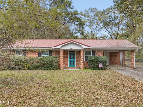 3108 Bemis Ave, Gautier, MS 39553
