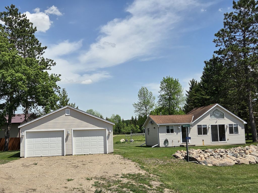 45030 Nitche Lake Rd - Property Image