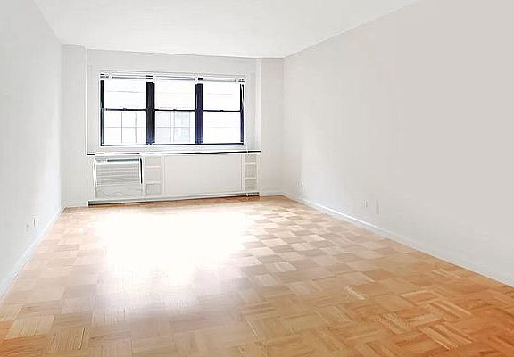 4th image of 320 E 58th St APT 6A
