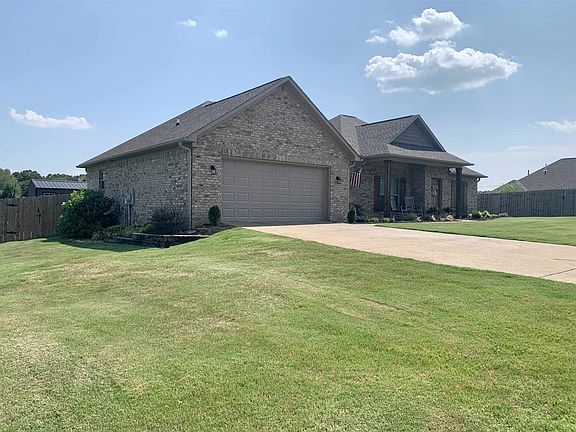 3rd image of 35 Shady Meadow Dr
