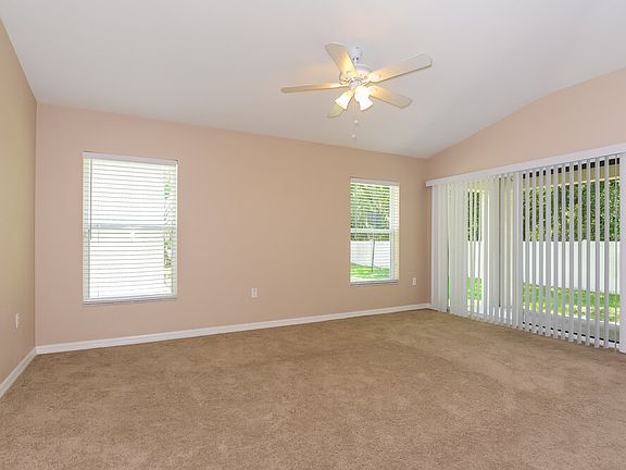 3rd image of 7241 Twin Cedar Ln