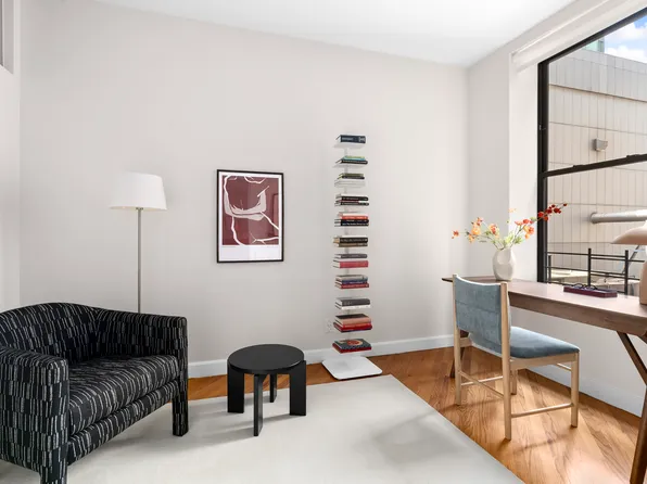 27 East 22nd Street F4 image 10 of 11