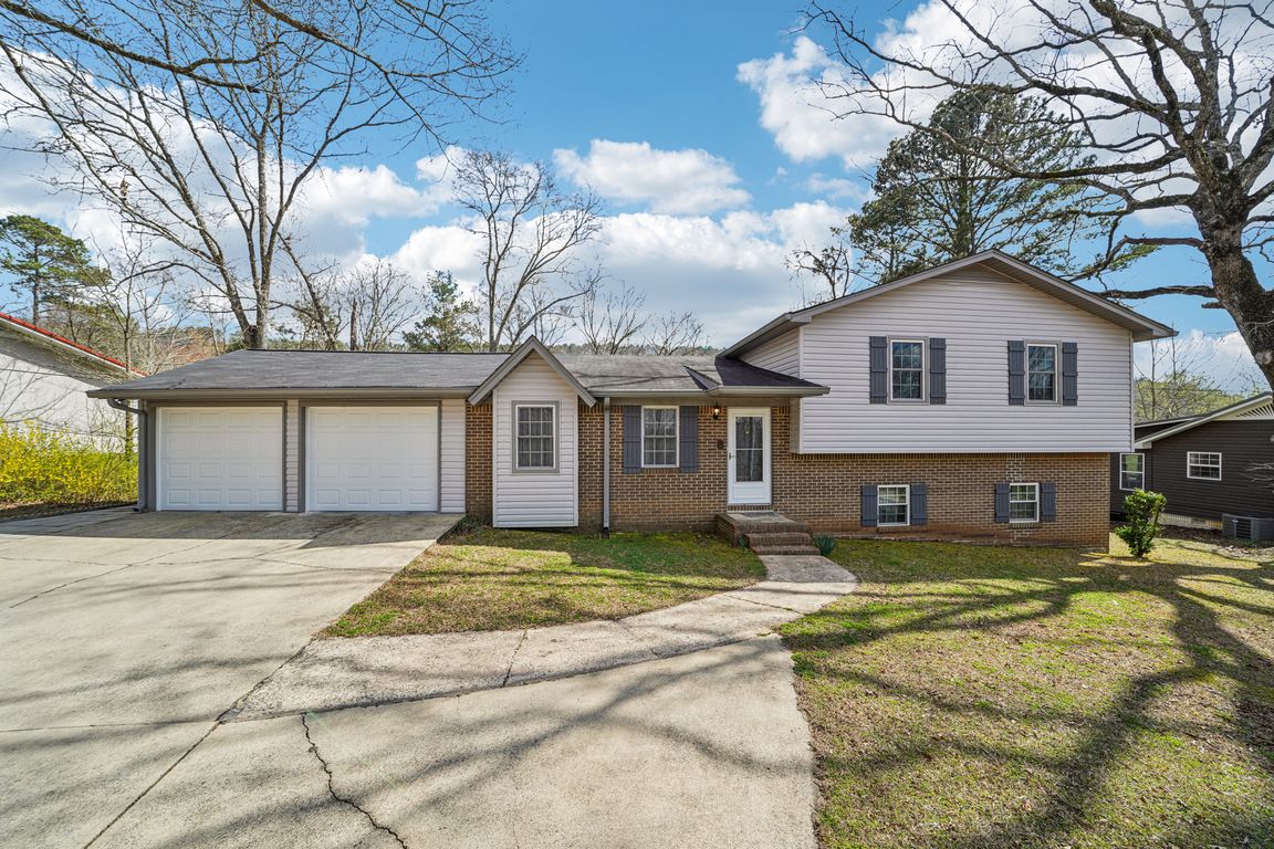 Oak Ln-S0603-001.jpg