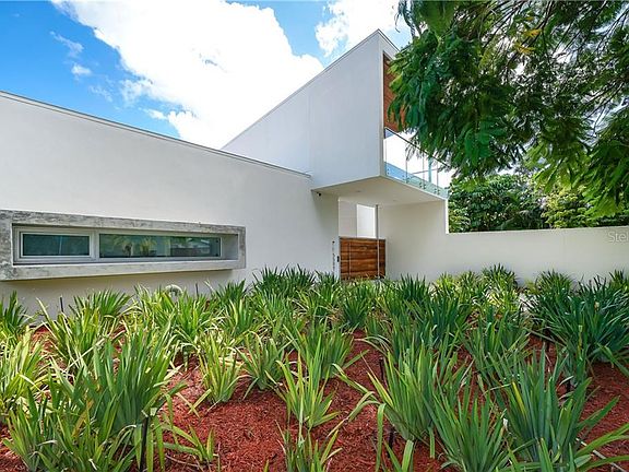 3rd image of 5509 Antilles Dr