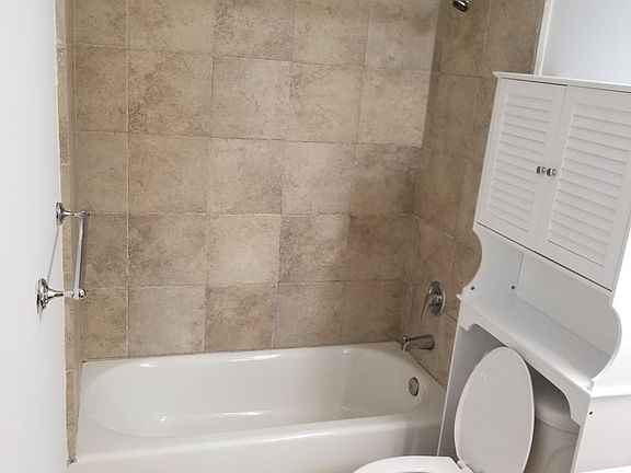 4th image of 533 Clematis St #3B