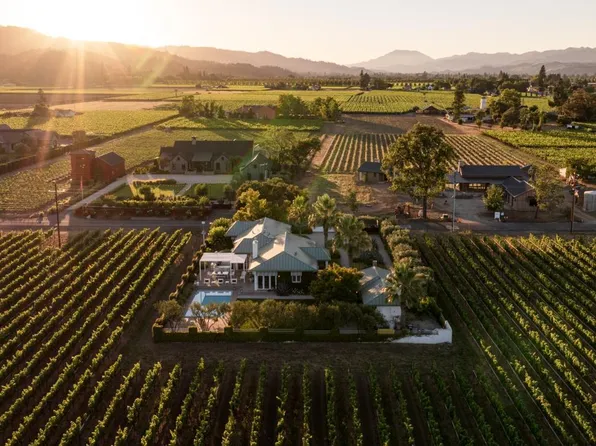 1237 Bella Oaks Lane, Napa, CA 94558