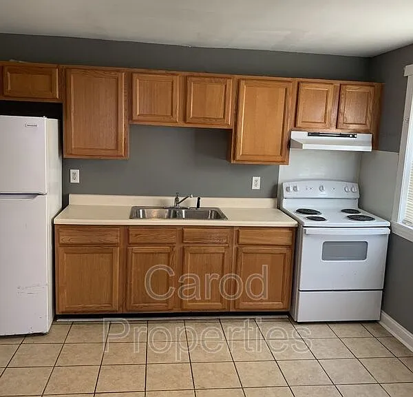 208 Windley St #C — Photo 3
