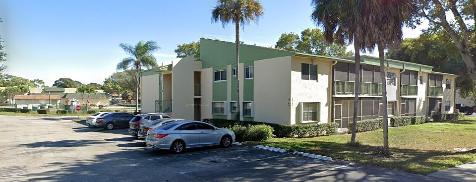 1st image of 4125 NW 88th Ave APT 101
