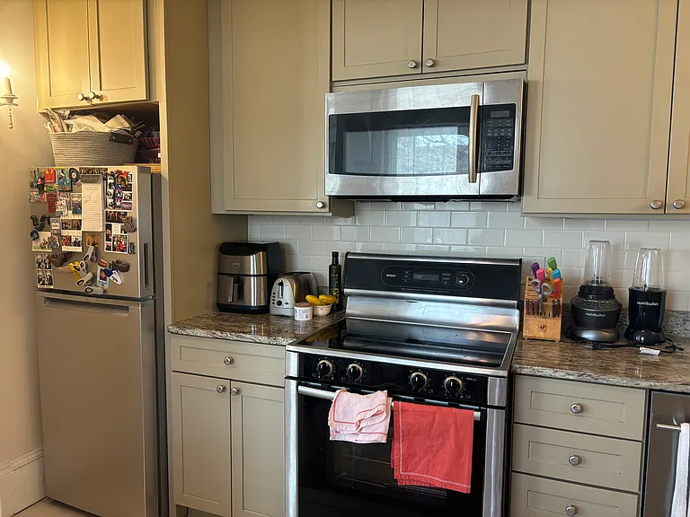 1080 Beacon St #3A — Photo 2
