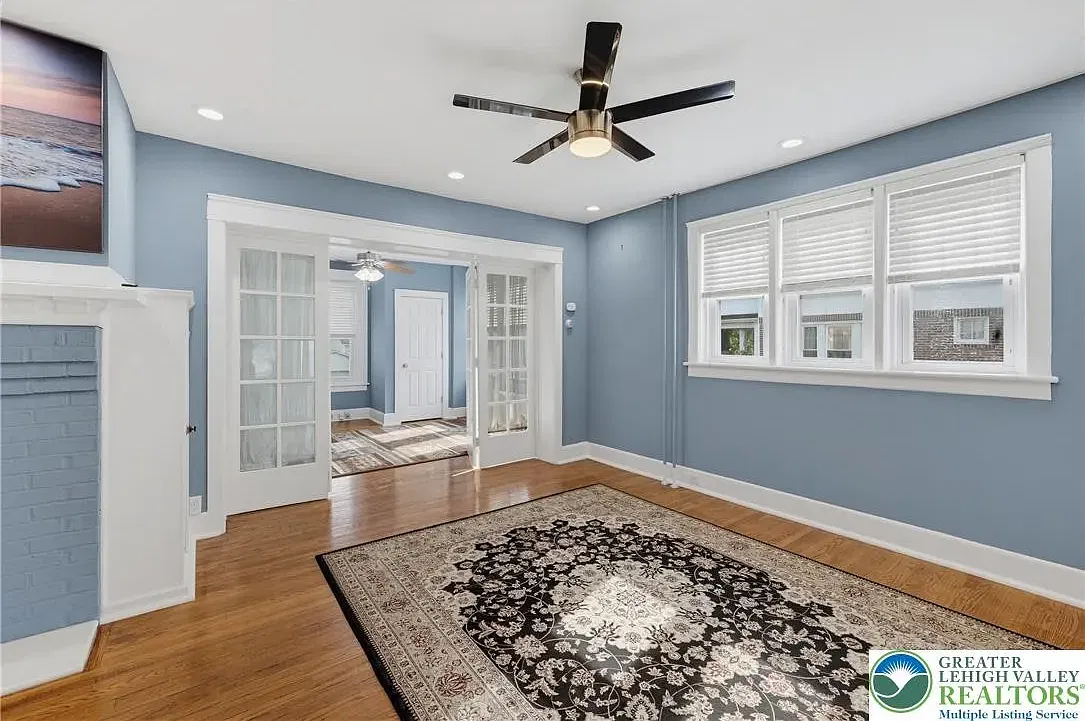 1839 Richmond Ave — Photo 3