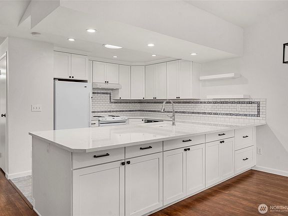 5th image of 6020 N Highlands Parkway #48