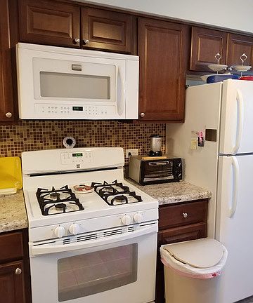 5th image of 9855 El Cameno Ct