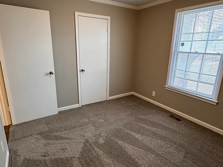 104 Bennett Dr — Photo 15