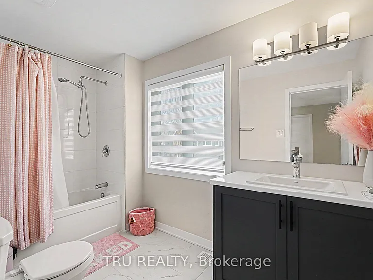 748 Eminence St — Photo 24