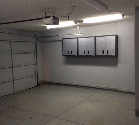 garage w/gladiator cabinets