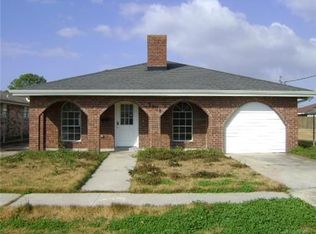 3308 Charles Ct, Chalmette, LA 70043