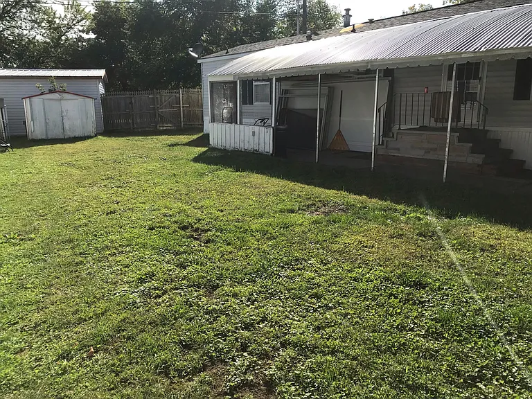 23 Mount Sterling Ave — Photo 7