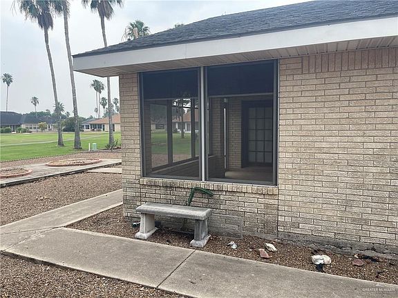 3rd image of 333 Diana Dr