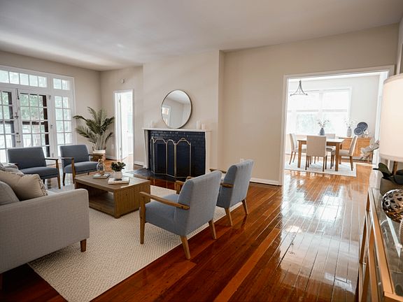 Sevilla Court Living Room